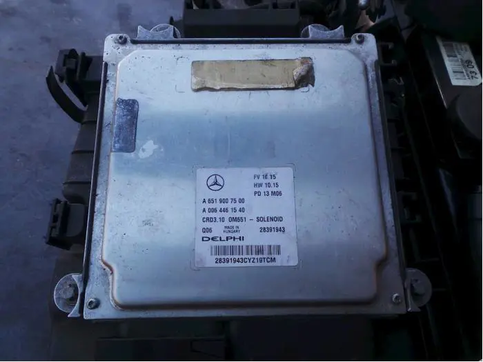 Engine management computer Mercedes C-Klasse