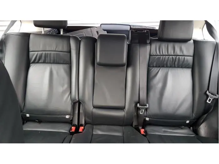 Rear seatbelt, centre Landrover Range Rover Sport