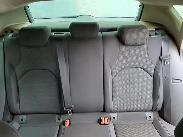 Rear seatbelt, right Seat Leon