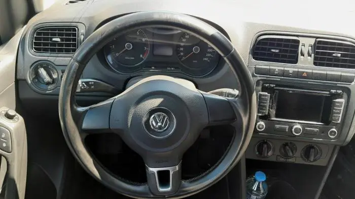 Instrument panel Volkswagen Polo