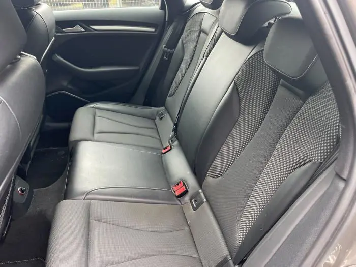 Rear seatbelt, left Audi A3