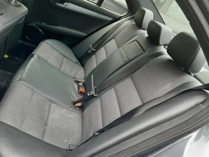 Rear seatbelt, left Mercedes C-Klasse
