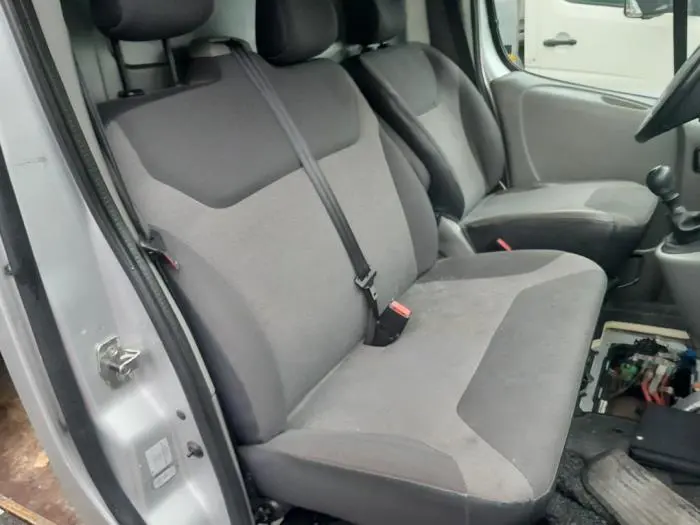 Front seatbelt, right Renault Trafic