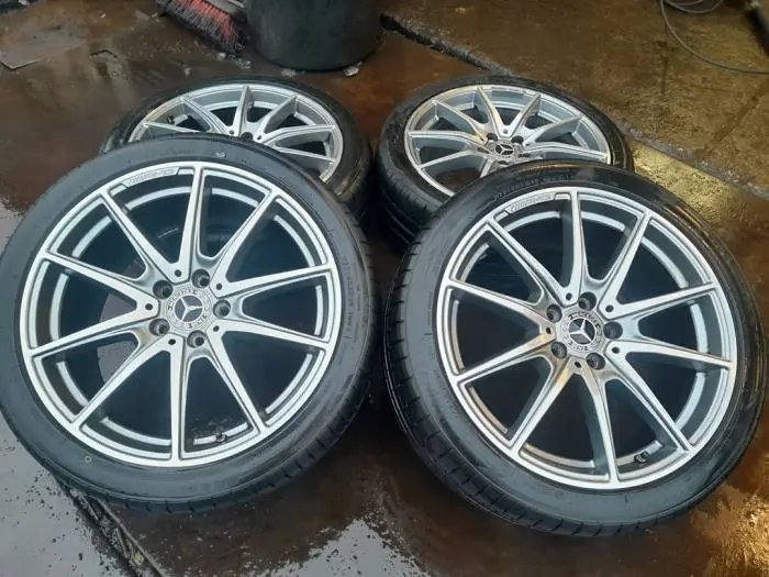 Set of wheels + tyres Mercedes E-Klasse
