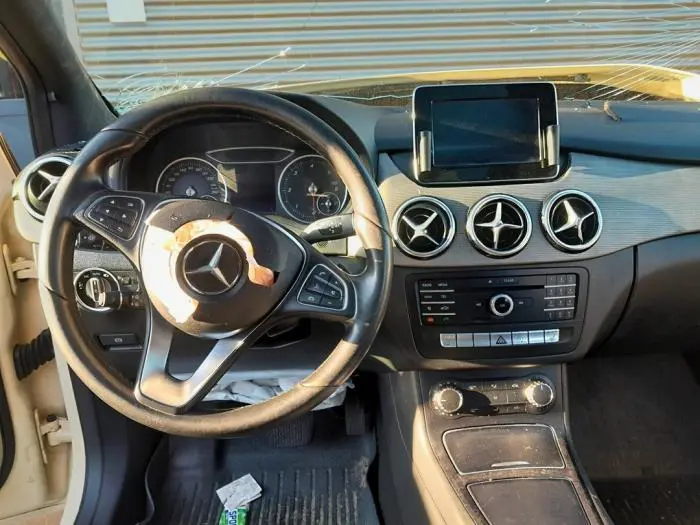 Navigation system Mercedes B-Klasse