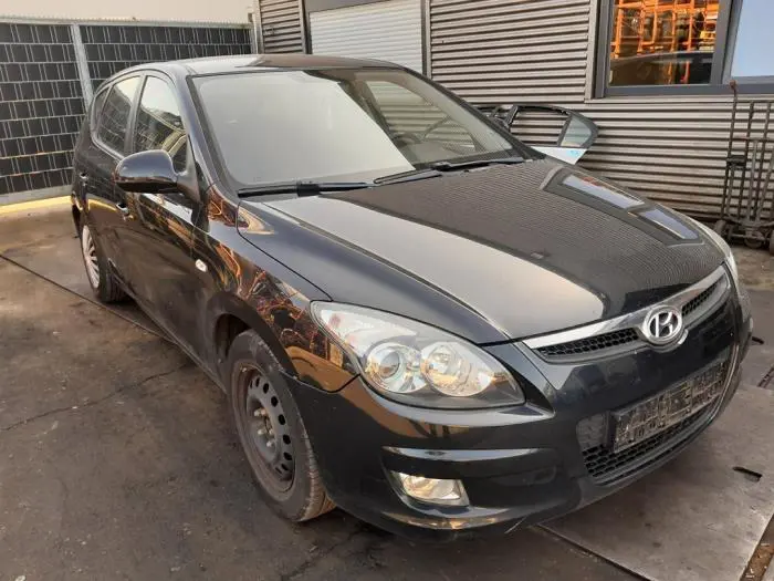 Knuckle, front right Hyundai I30