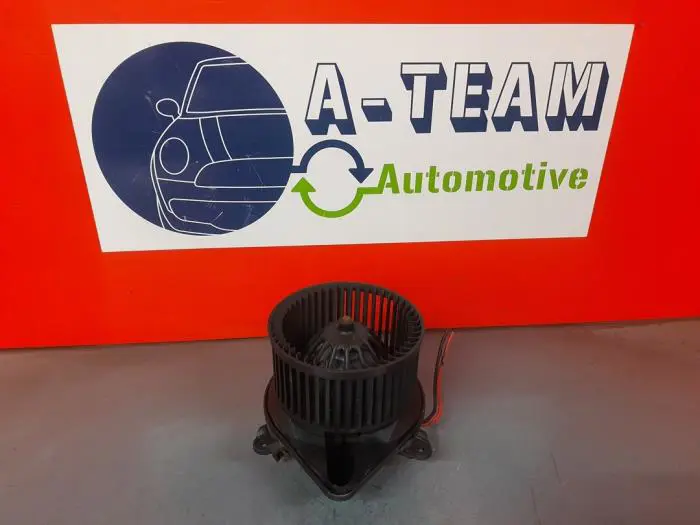 Heating and ventilation fan motor Opel Vivaro