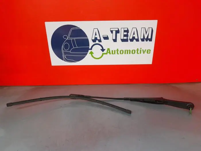 Front wiper arm Audi RS6