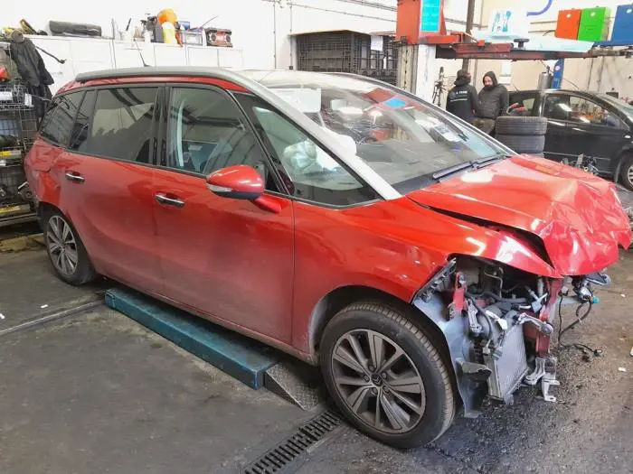 Knuckle, front right Citroen C4 Grand Picasso