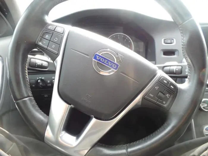 Left airbag (steering wheel) Volvo S60