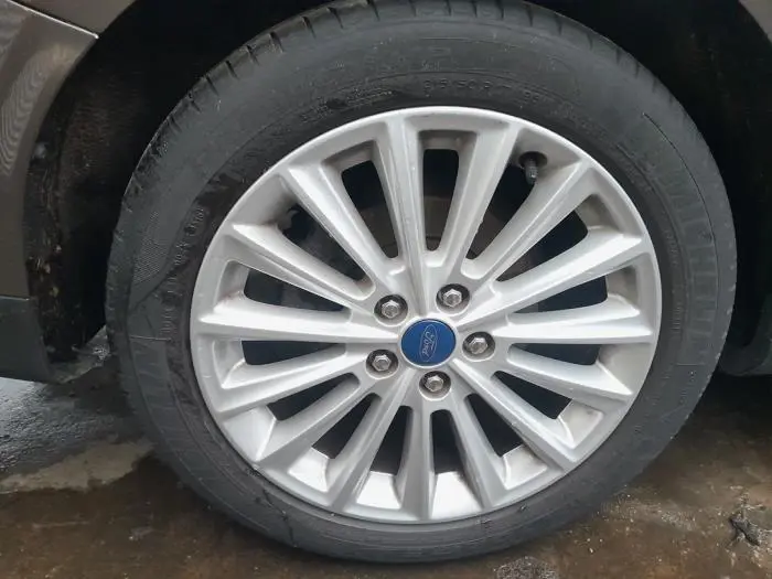 Set of wheels + tyres Ford Focus