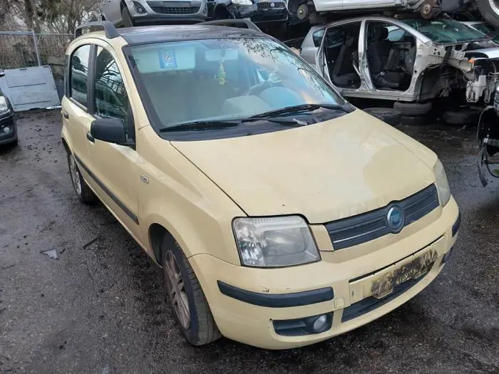 Knuckle, front right Fiat Panda