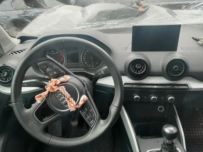 Steering wheel Audi Q2