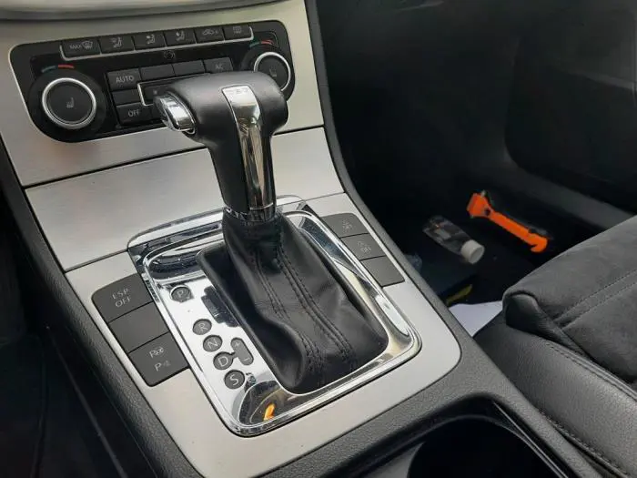 Automatic gear selector Volkswagen Passat