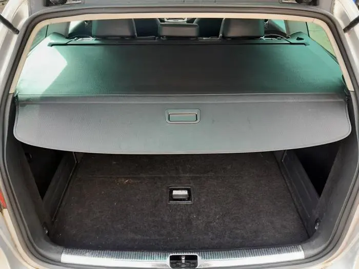 Luggage compartment cover Volkswagen Passat