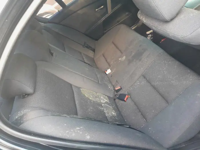 Rear seatbelt, centre BMW M5