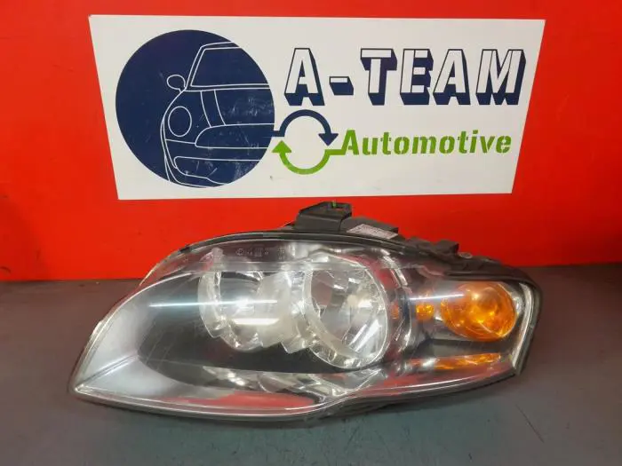 Headlight, left Audi A4