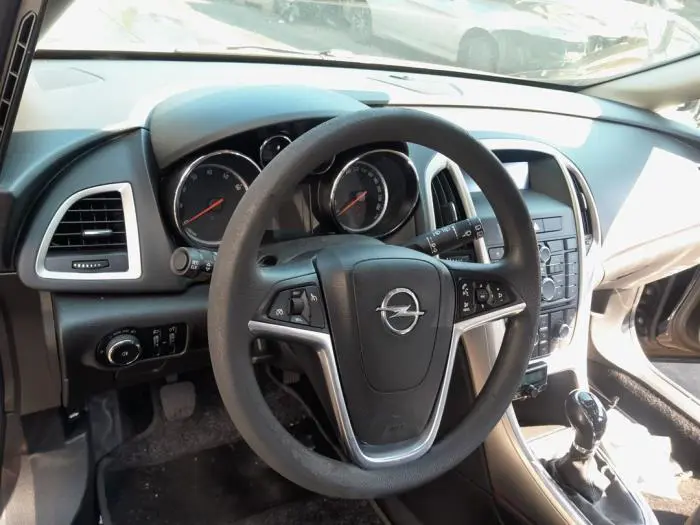 Instrument panel Opel Astra