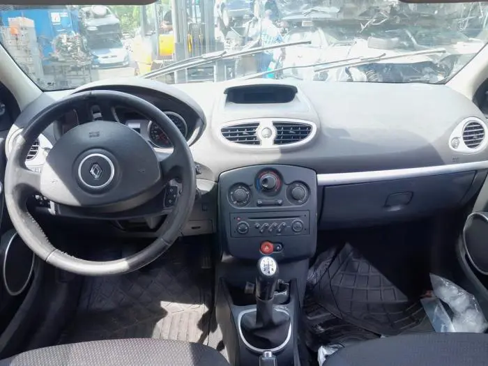 Interior display Renault Clio