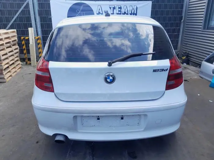 Set of tailgate gas struts BMW 1-Serie