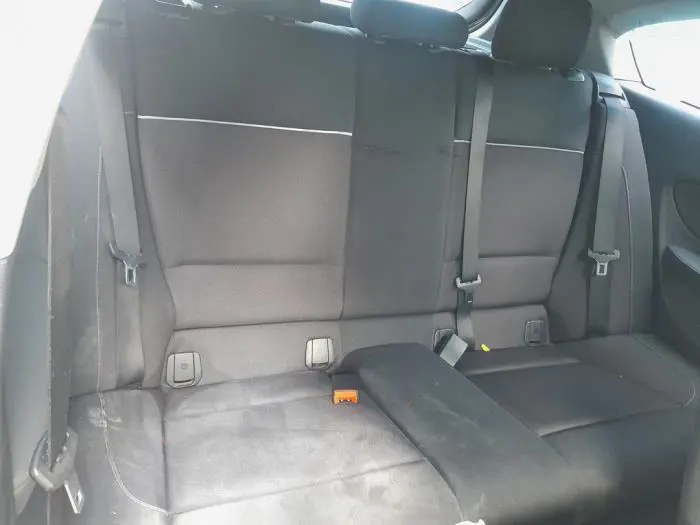 Rear seatbelt, left BMW 1-Serie