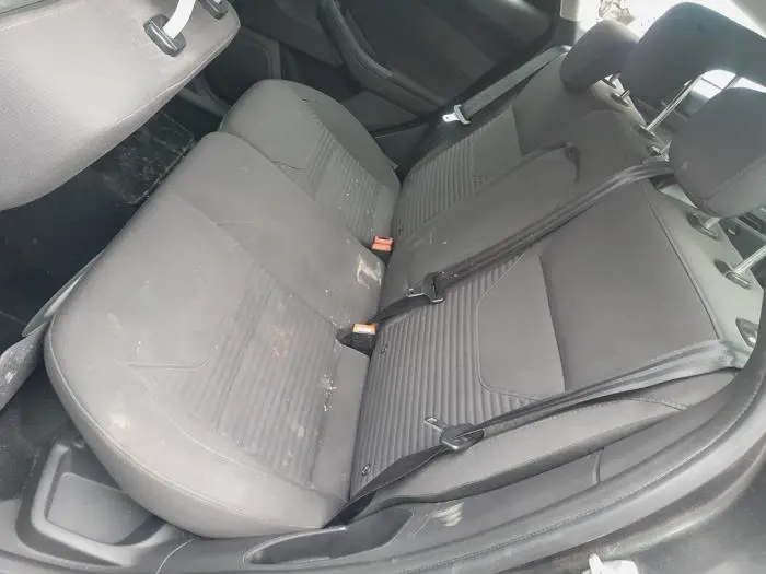 Rear seatbelt, left Ford Focus