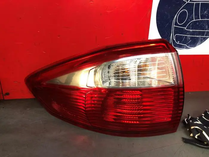 Taillight, left Ford C-Max