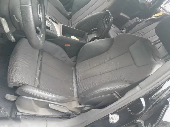 Seat, left Audi A4