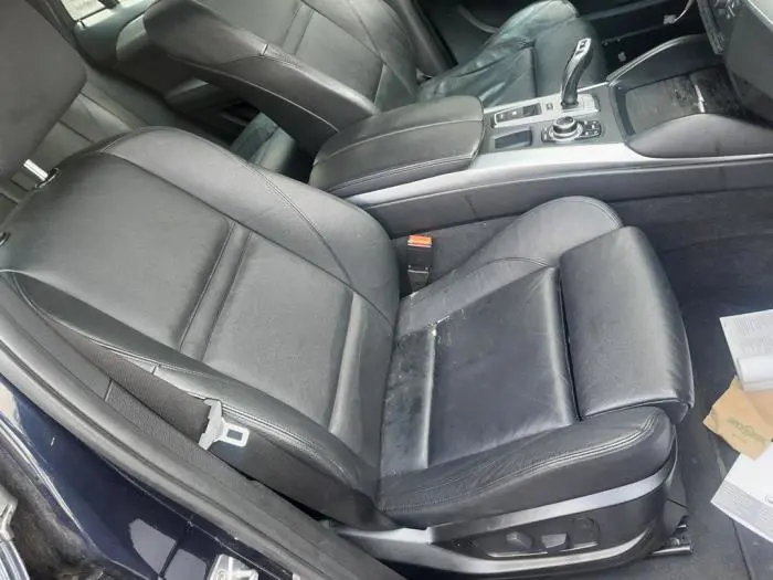 Seat, right BMW X6