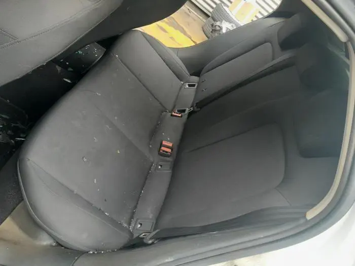 Rear seatbelt, left Audi A1