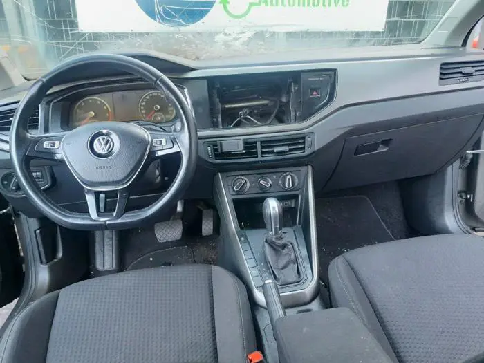 Front seatbelt, left Volkswagen Polo