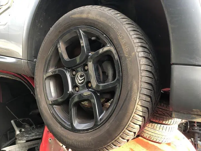 Wheel + winter tyre Citroen C4 Cactus