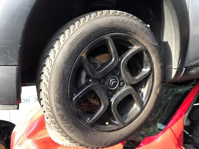 Wheel + winter tyre Citroen C4 Cactus