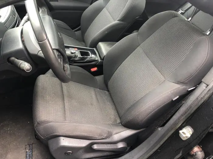 Seat, left Peugeot 508