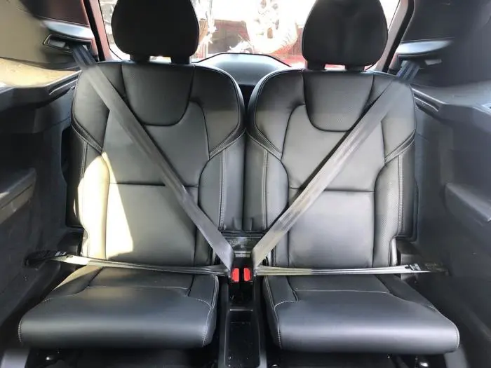 Rear seatbelt, right Volvo XC90