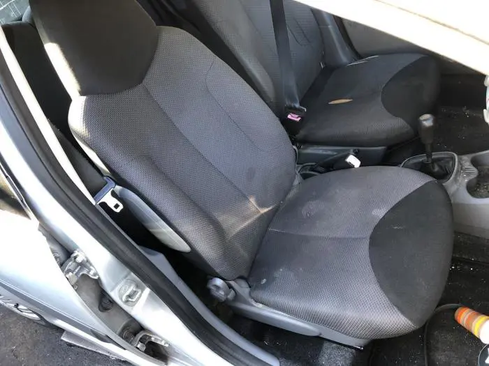 Seat, right Toyota Aygo