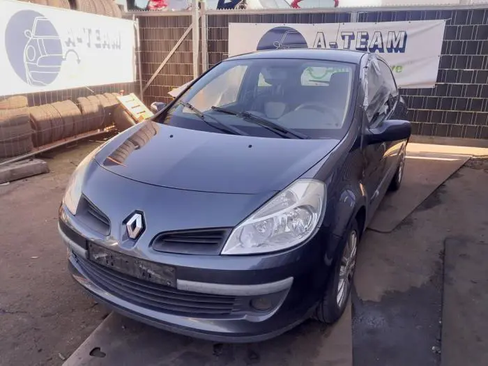 Front end, complete Renault Clio