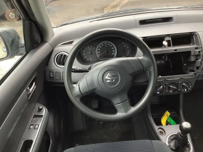 Steering wheel Suzuki Swift