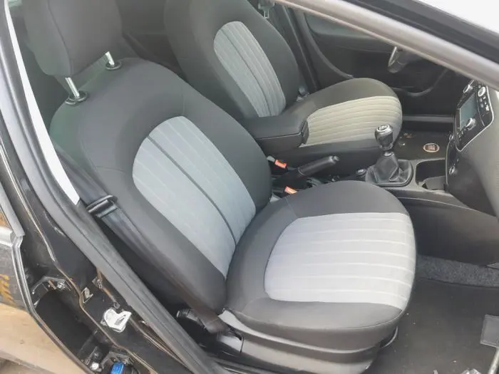 Front seatbelt, right Fiat Punto