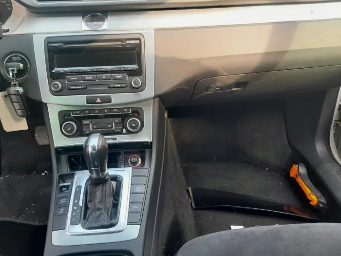Radio CD player Volkswagen Passat