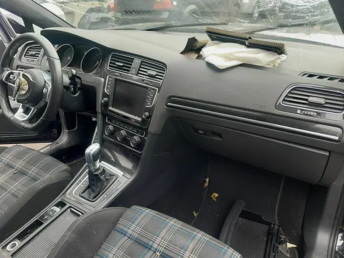 Middle console Volkswagen Golf